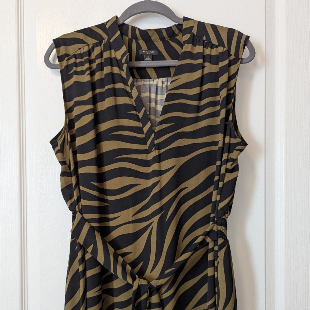Ann Taylor Tiger Print Maxi Sheath Dress- Size Large Petite